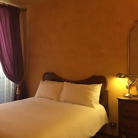 Giglio Suite-navona Square רומא
